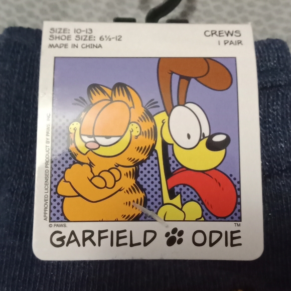 New Garfield and Odie  crew socks new with tag - Picture 3 of 3